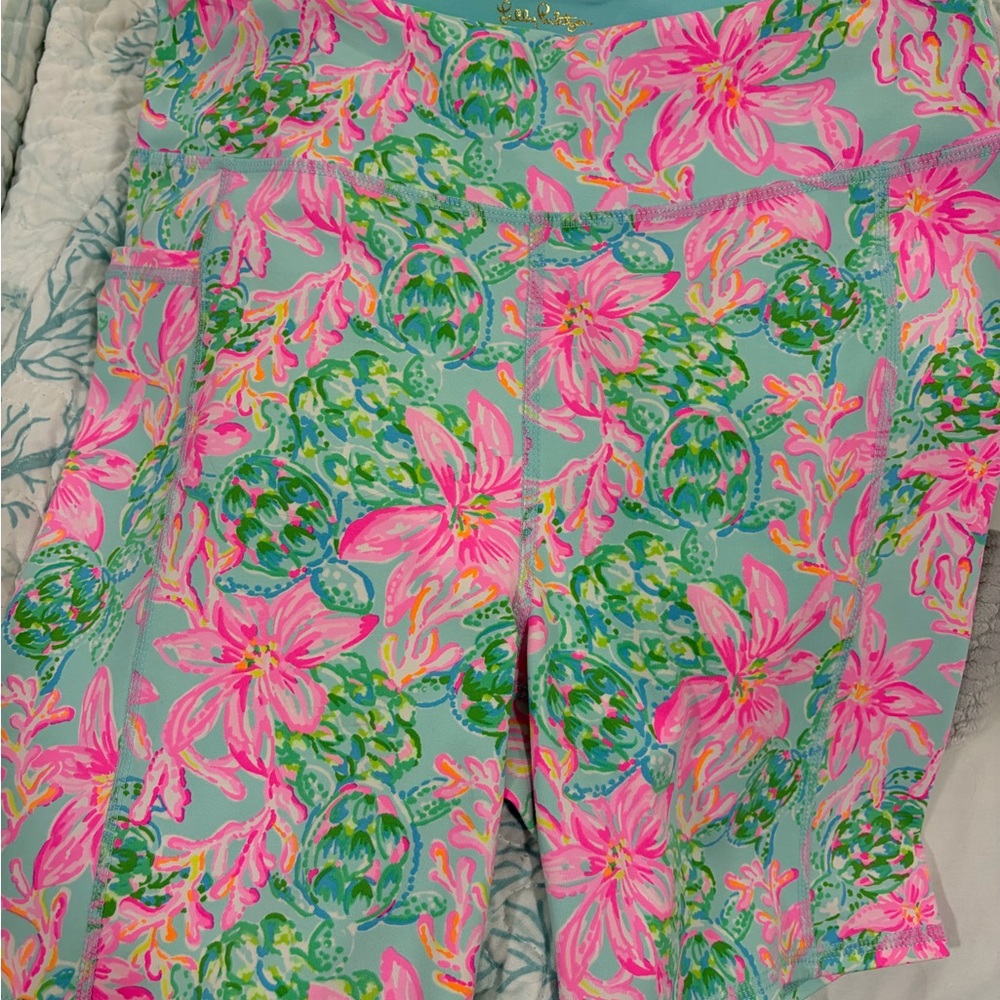 Lilly Pulitzer Women’s Floral Print Active Shorts - Pink & Aqua